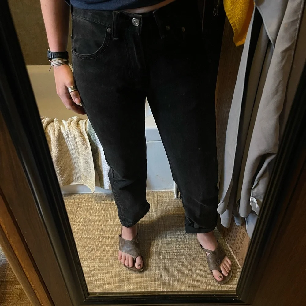 levi’s !! - Picture 3 of 9